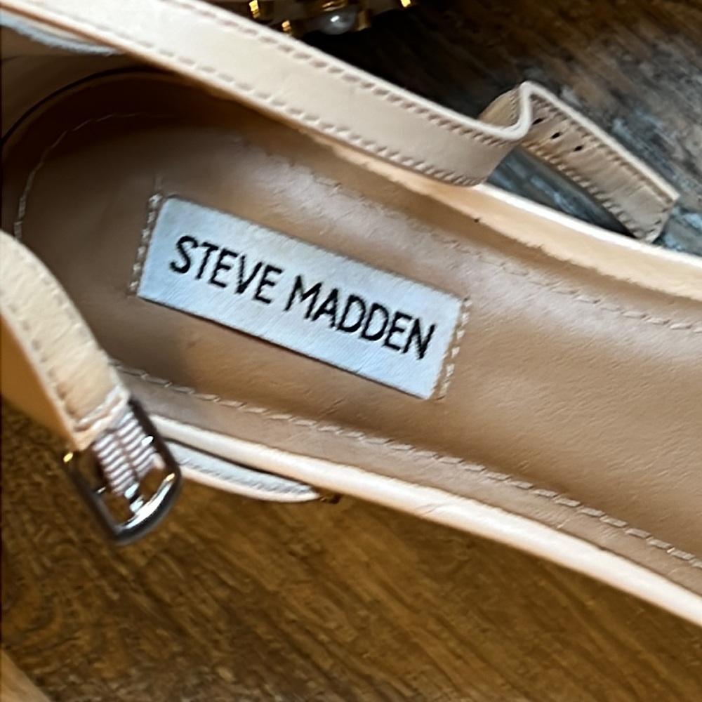 Steve Madden Indie Pearl Sandals - Picture 5 of 8